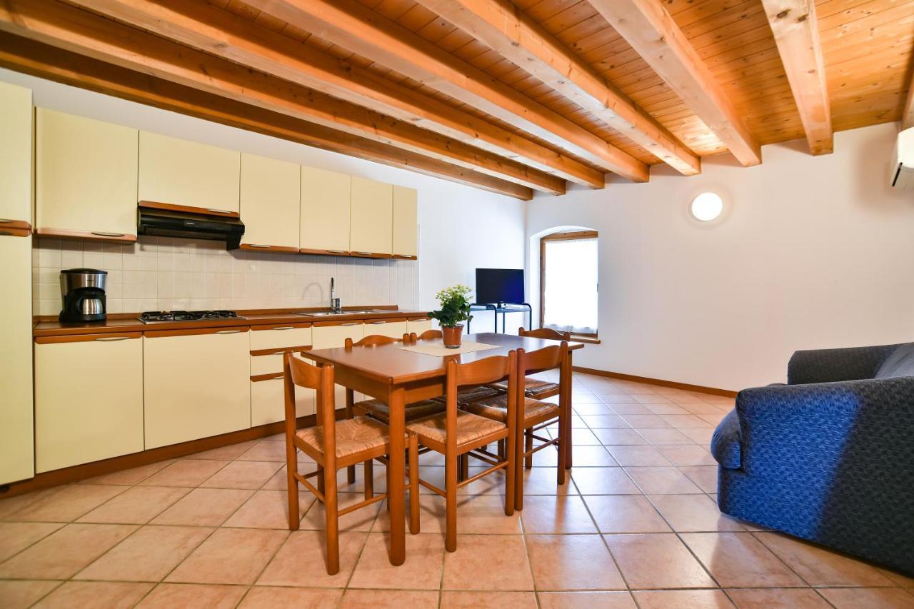 Agriturismo Colombare Teboi ラツィーゼ エクステリア 写真