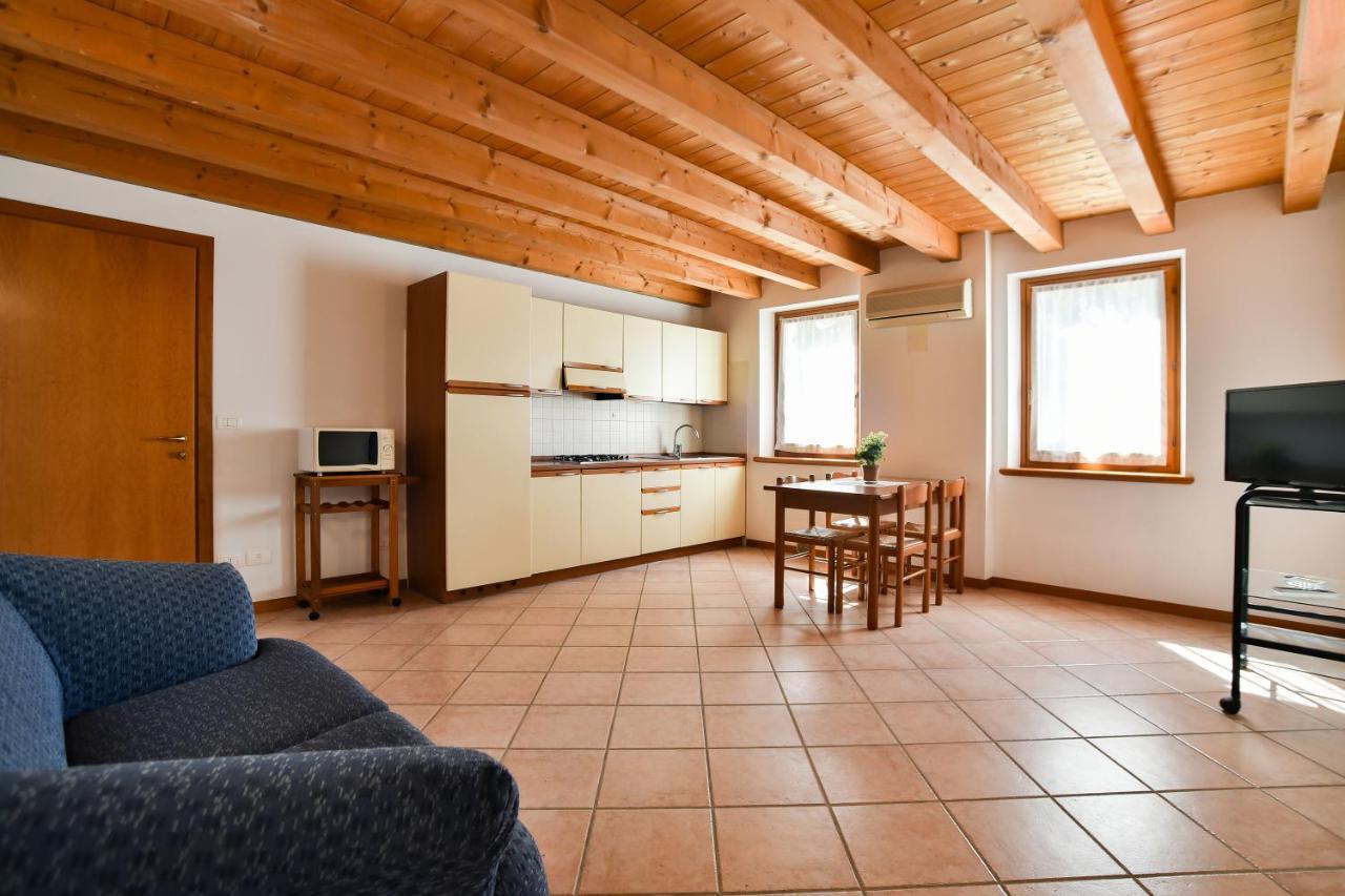 Agriturismo Colombare Teboi ラツィーゼ エクステリア 写真