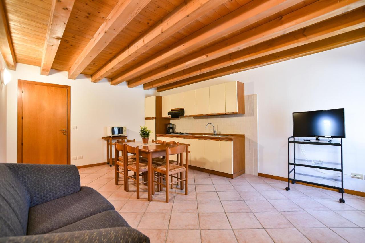 Agriturismo Colombare Teboi ラツィーゼ エクステリア 写真
