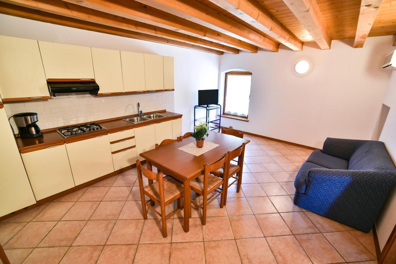 Agriturismo Colombare Teboi ラツィーゼ エクステリア 写真