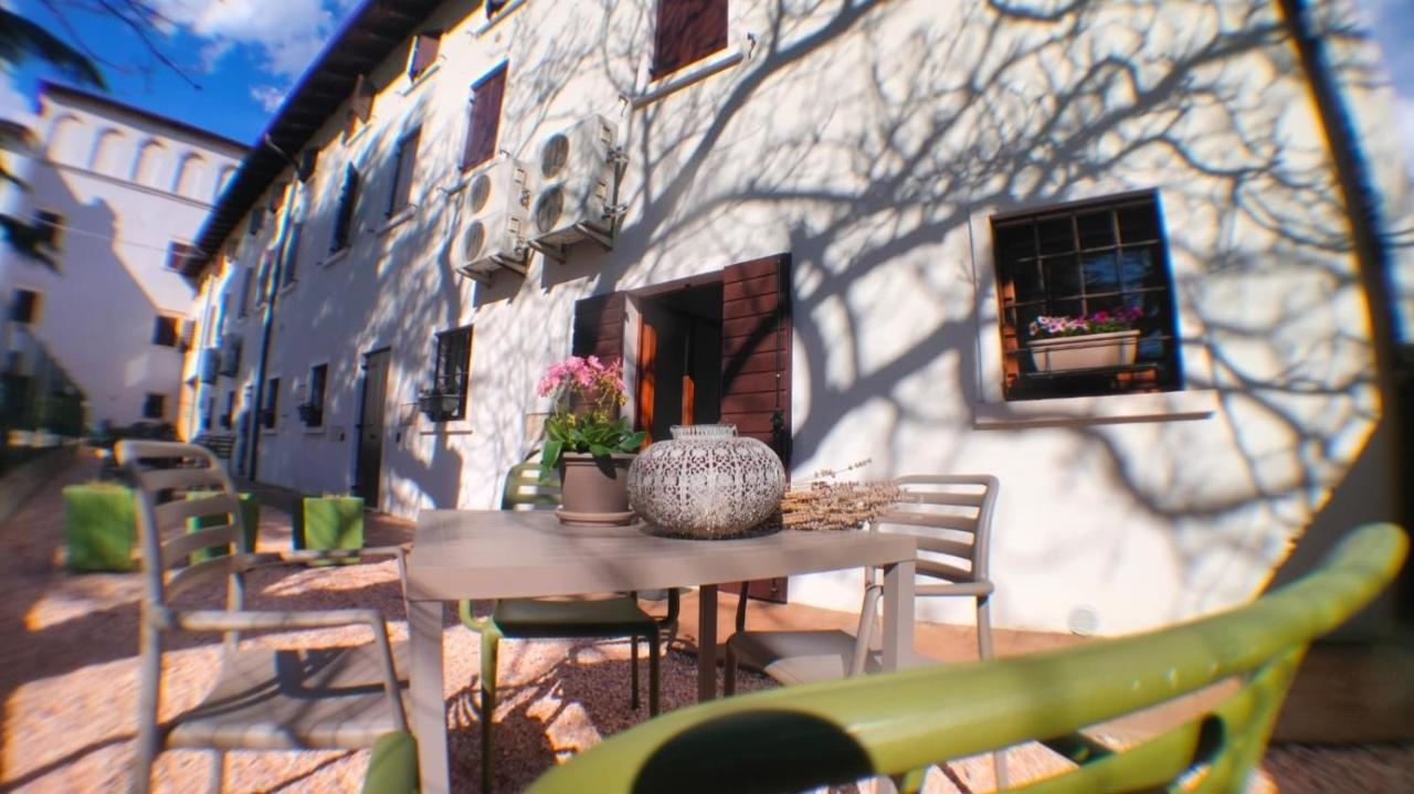 Agriturismo Colombare Teboi ラツィーゼ エクステリア 写真